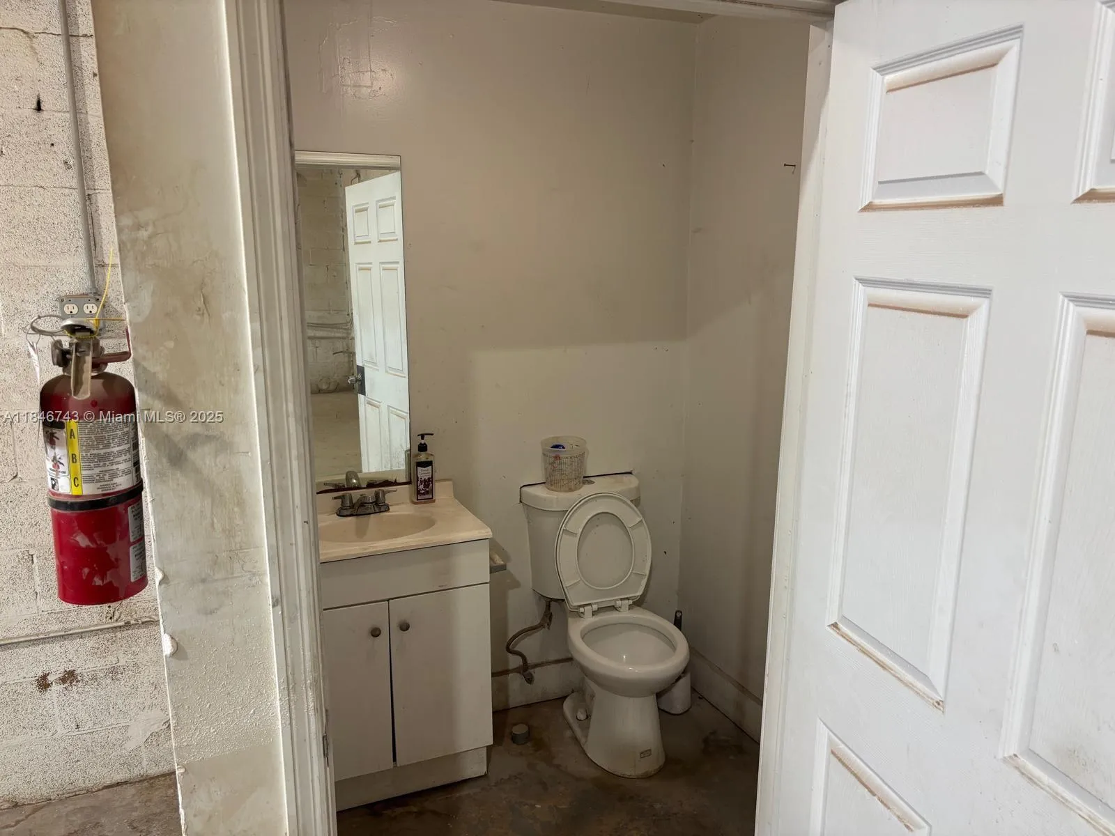 Opa Locka, Florida 33054, ,Commercial Lease,For Rent,A11846743