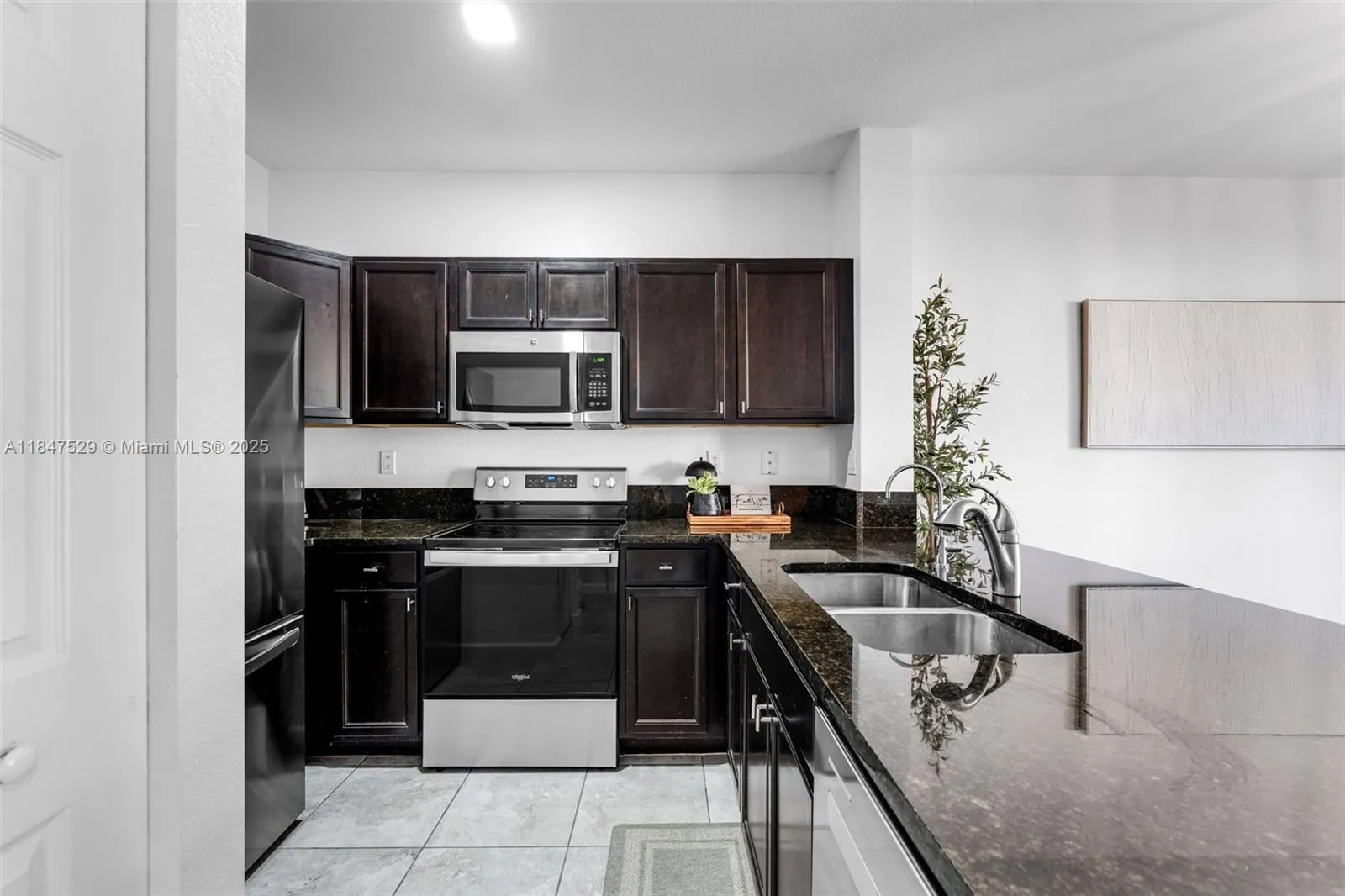 134 Se 28th Ter 10, Homestead, Florida 33033, Homestead, Florida 33033, 3 Bedrooms Bedrooms, ,2 BathroomsBathrooms,Residential,For Sale,134 Se 28th Ter 10, Homestead, Florida 33033,A11847529