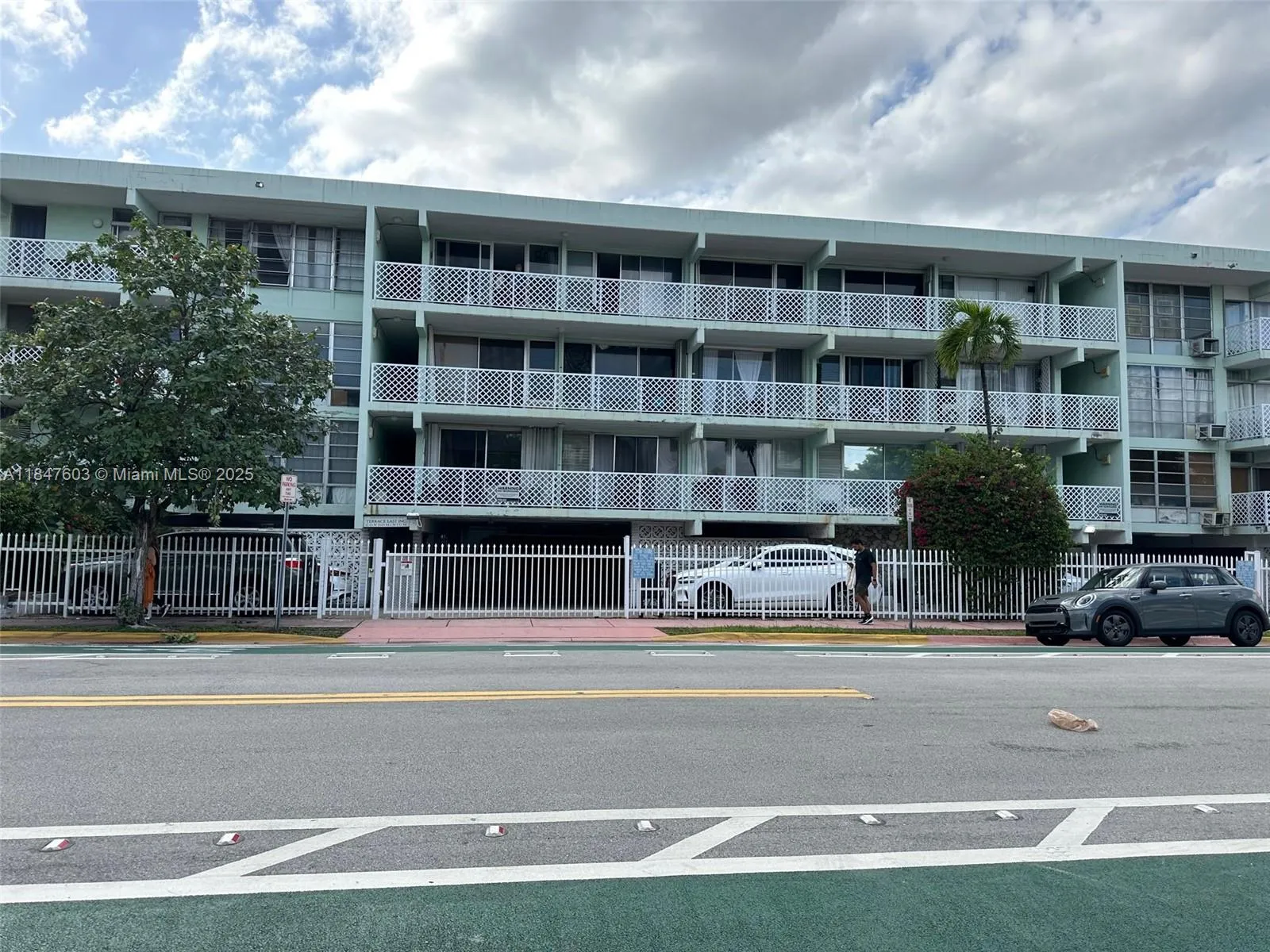1400 Pennsylvania Ave 33, Miami Beach, Florida 331, Miami Beach, Florida 33139, ,1 BathroomBathrooms,Residential Lease,For Rent,1400 Pennsylvania Ave 33, Miami Beach, Florida 331,A11847603