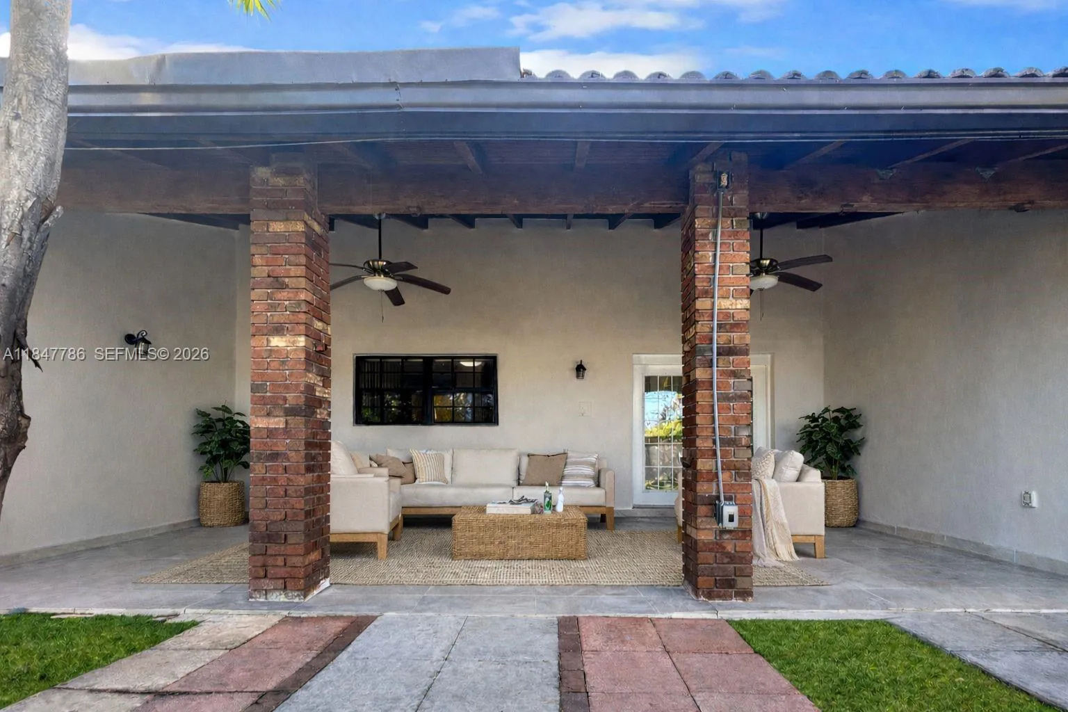 13925 Sw 26th Ter, Miami, Florida 33175, Miami, Florida 33175, 4 Bedrooms Bedrooms, ,2 BathroomsBathrooms,Residential,For Sale,13925 Sw 26th Ter, Miami, Florida 33175,A11847786