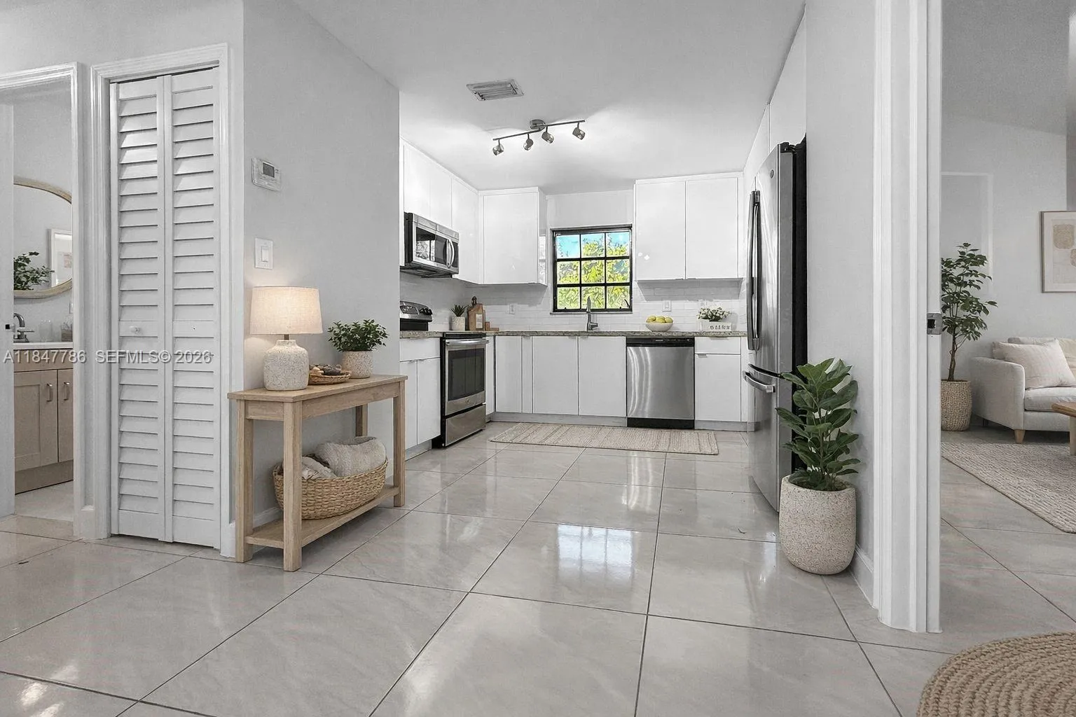 13925 Sw 26th Ter, Miami, Florida 33175, Miami, Florida 33175, 4 Bedrooms Bedrooms, ,2 BathroomsBathrooms,Residential,For Sale,13925 Sw 26th Ter, Miami, Florida 33175,A11847786