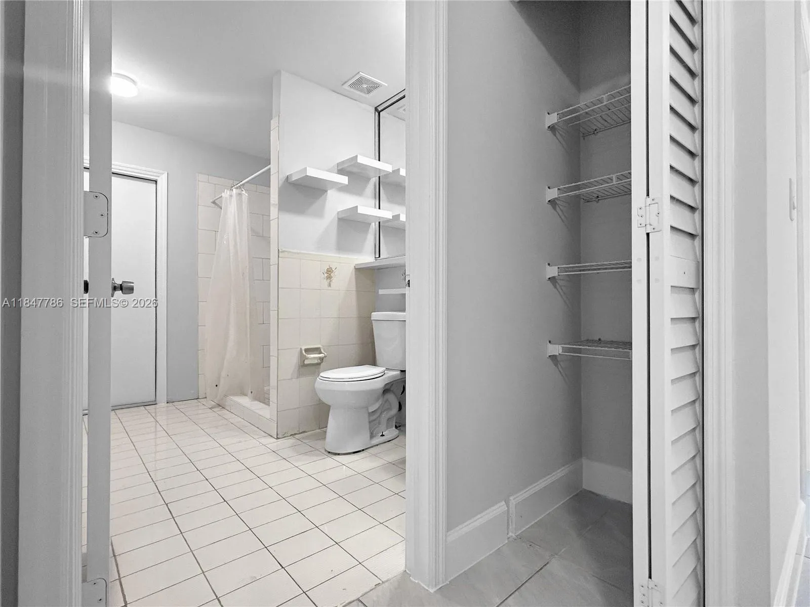 13925 Sw 26th Ter, Miami, Florida 33175, Miami, Florida 33175, 4 Bedrooms Bedrooms, ,2 BathroomsBathrooms,Residential,For Sale,13925 Sw 26th Ter, Miami, Florida 33175,A11847786