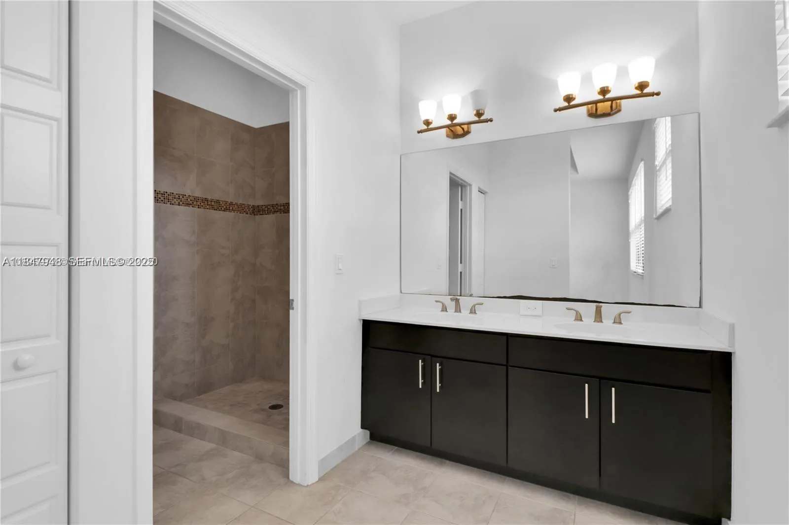 673 Ne 191st St, Miami, Florida 33179, Miami, Florida 33179, 3 Bedrooms Bedrooms, ,2 BathroomsBathrooms,Residential Lease,For Rent,673 Ne 191st St, Miami, Florida 33179,A11847948