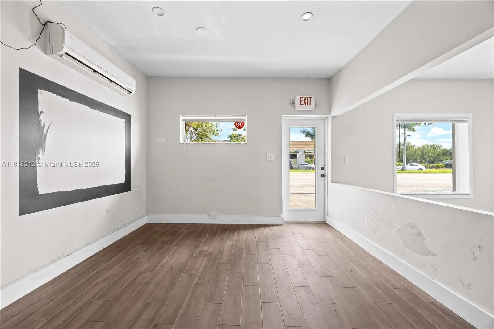 4151 W Hallandale Beach Blvd, West Park, Florida 3, West Park, Florida 33023, ,Commercial Lease,For Rent,4151 W Hallandale Beach Blvd, West Park, Florida 3,A11848212