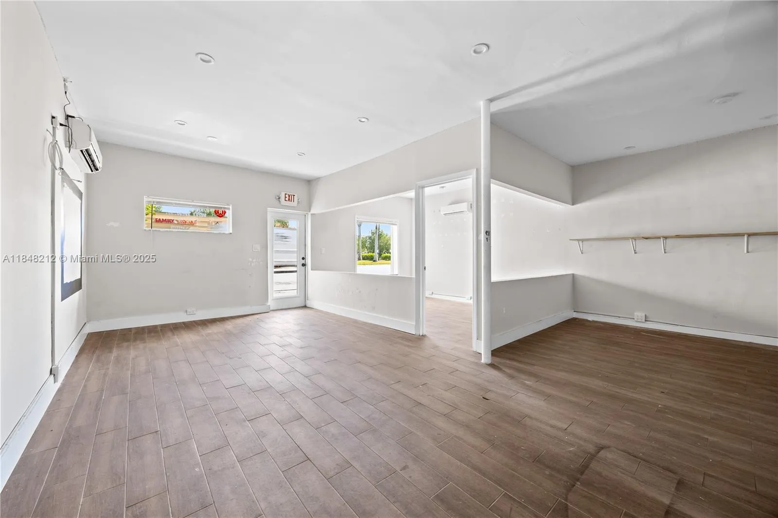 4151 W Hallandale Beach Blvd, West Park, Florida 3, West Park, Florida 33023, ,Commercial Lease,For Rent,4151 W Hallandale Beach Blvd, West Park, Florida 3,A11848212