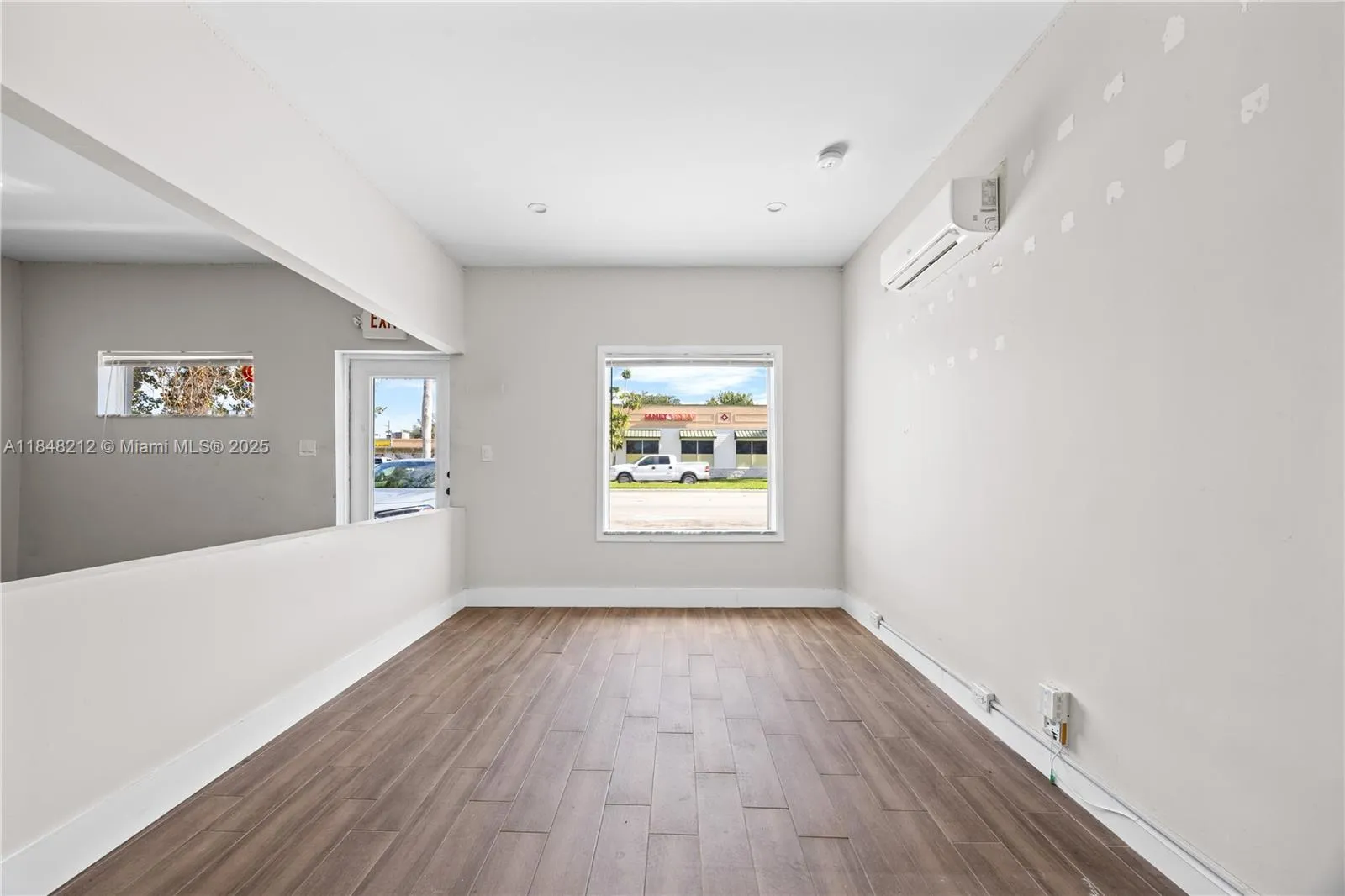 4151 W Hallandale Beach Blvd, West Park, Florida 3, West Park, Florida 33023, ,Commercial Lease,For Rent,4151 W Hallandale Beach Blvd, West Park, Florida 3,A11848212