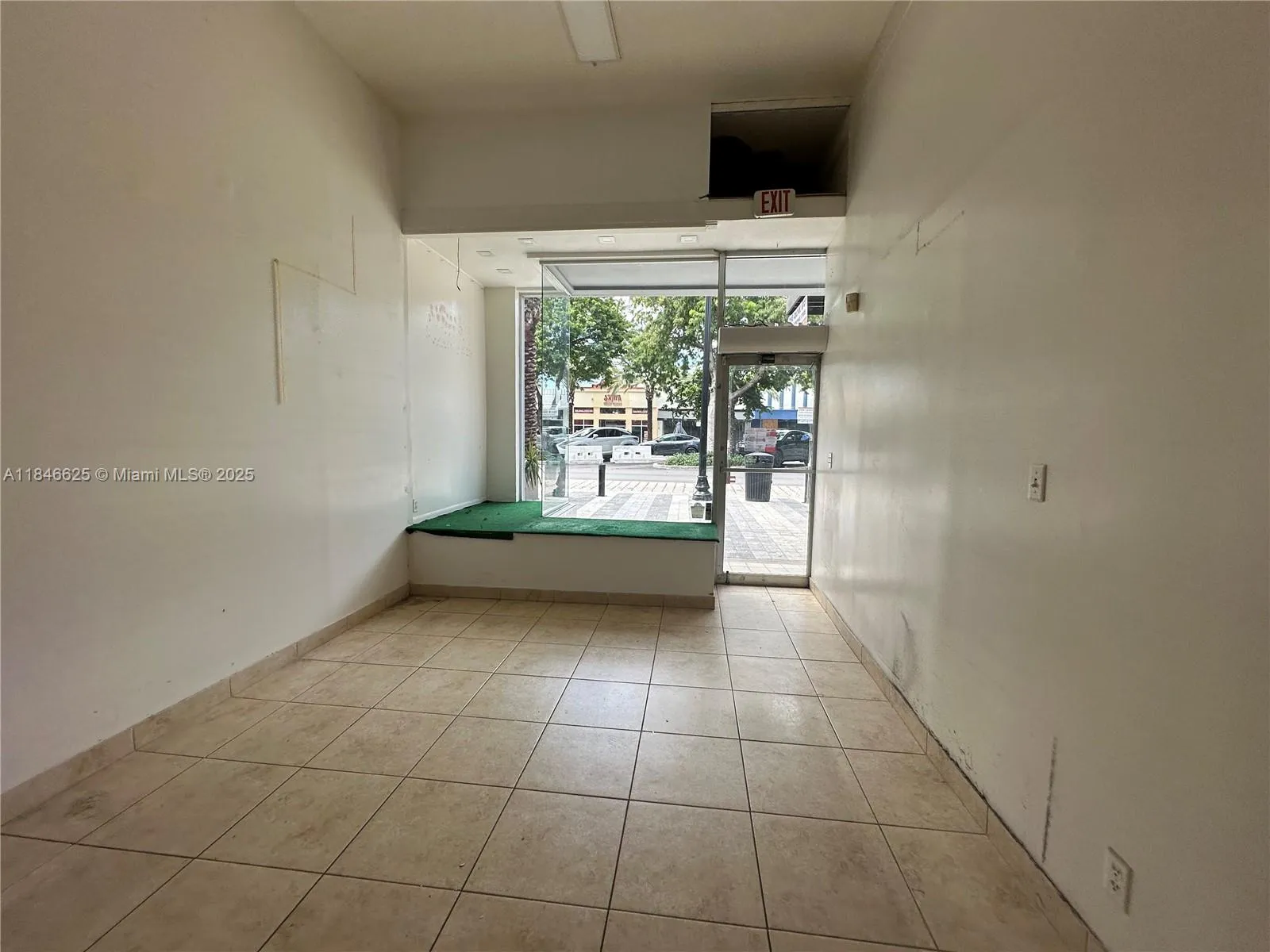 1932 Hollywood Blvd, Hollywood, Florida 33020, Hollywood, Florida 33020, ,Commercial Lease,For Rent,1932 Hollywood Blvd, Hollywood, Florida 33020,A11846625