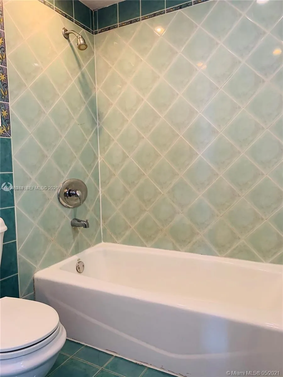 1325 W 68th St 514, Hialeah, Florida 33014, Hialeah, Florida 33014, 3 Bedrooms Bedrooms, ,2 BathroomsBathrooms,Residential,For Sale,1325 W 68th St 514, Hialeah, Florida 33014,A11848281