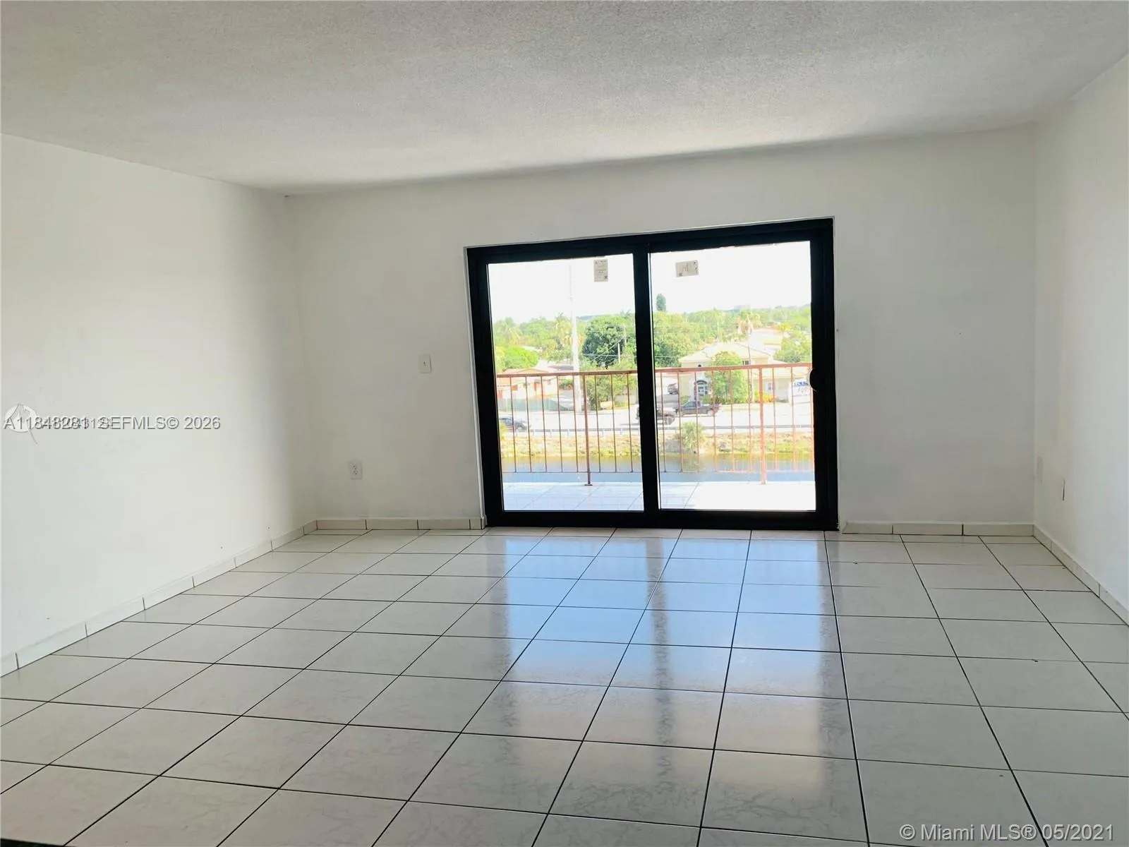 1325 W 68th St 514, Hialeah, Florida 33014, Hialeah, Florida 33014, 3 Bedrooms Bedrooms, ,2 BathroomsBathrooms,Residential,For Sale,1325 W 68th St 514, Hialeah, Florida 33014,A11848281