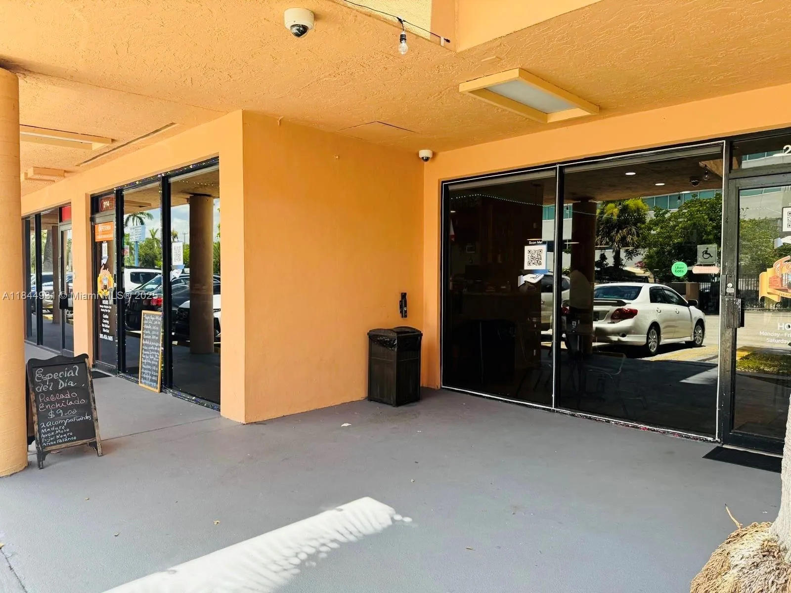 2114 W 68 St, Hialeah, Florida 33016, Hialeah, Florida 33016, ,Business Opportunity,For Sale,2114 W 68 St, Hialeah, Florida 33016,A11844931
