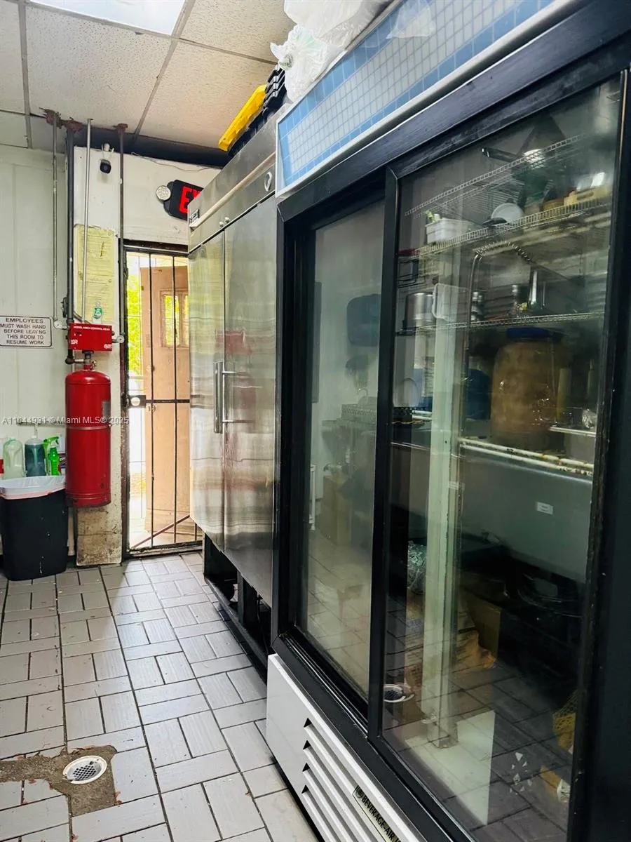 2114 W 68 St, Hialeah, Florida 33016, Hialeah, Florida 33016, ,Business Opportunity,For Sale,2114 W 68 St, Hialeah, Florida 33016,A11844931