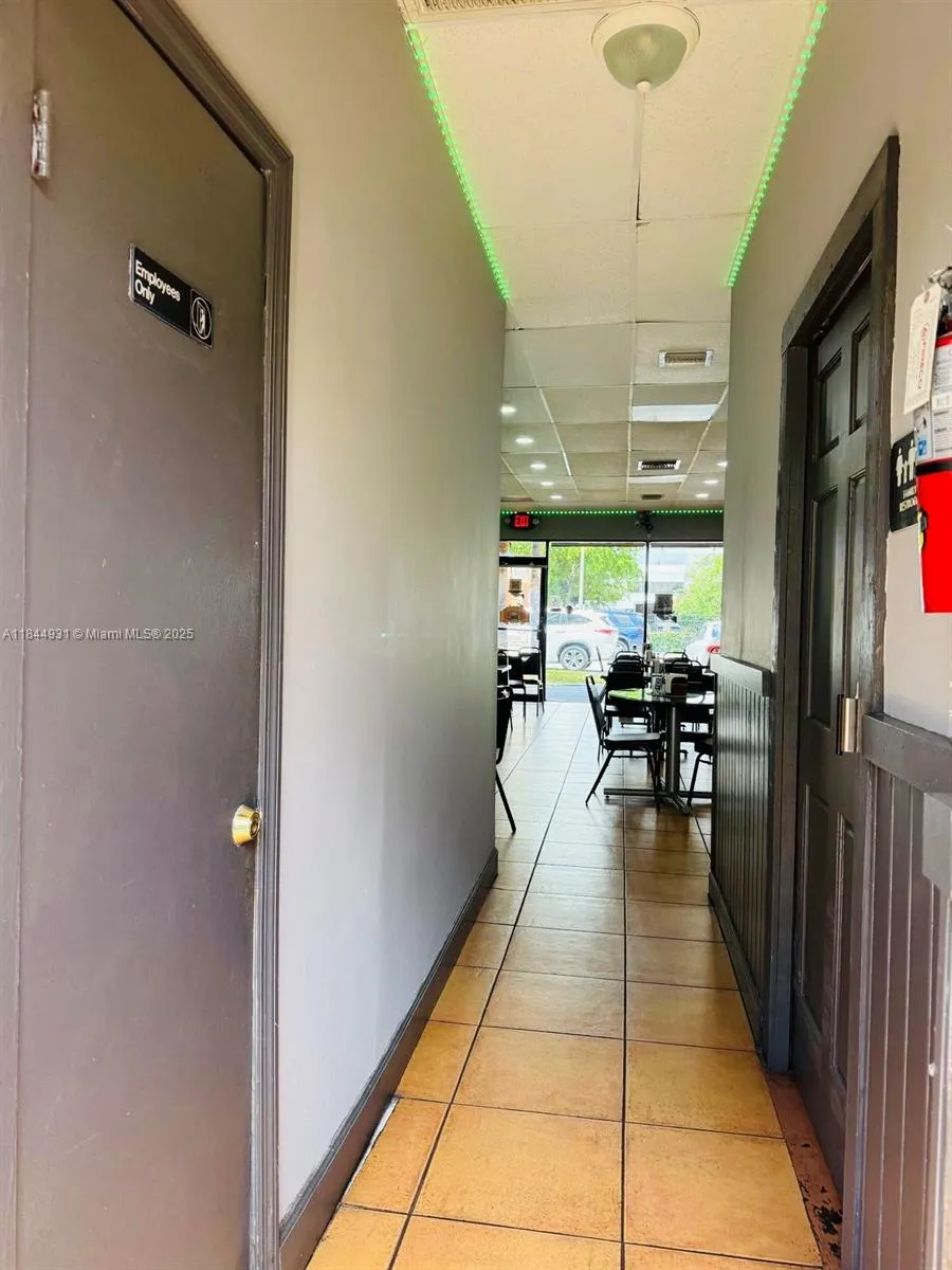 2114 W 68 St, Hialeah, Florida 33016, Hialeah, Florida 33016, ,Business Opportunity,For Sale,2114 W 68 St, Hialeah, Florida 33016,A11844931