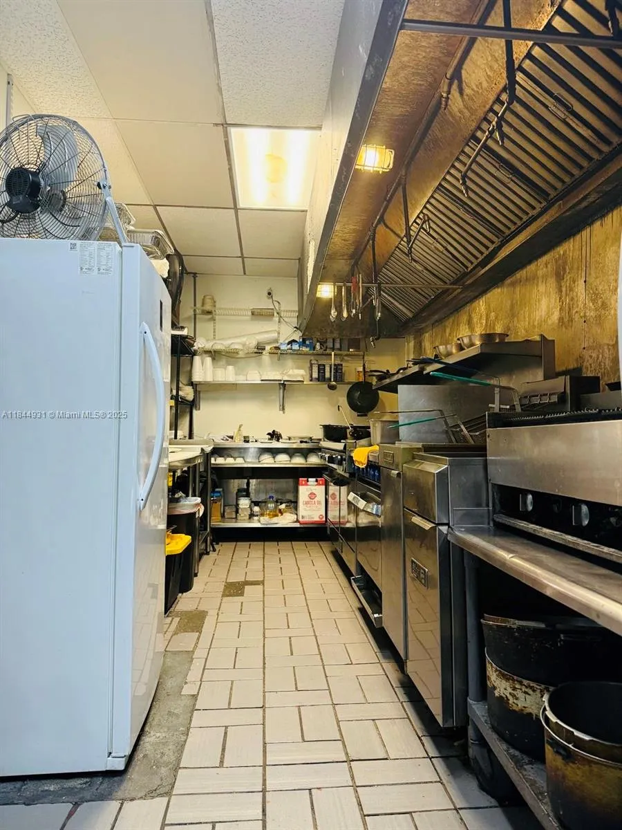2114 W 68 St, Hialeah, Florida 33016, Hialeah, Florida 33016, ,Business Opportunity,For Sale,2114 W 68 St, Hialeah, Florida 33016,A11844931