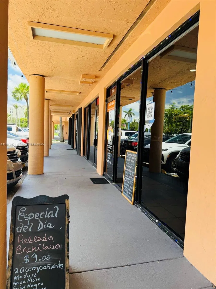 2114 W 68 St, Hialeah, Florida 33016, Hialeah, Florida 33016, ,Business Opportunity,For Sale,2114 W 68 St, Hialeah, Florida 33016,A11844931