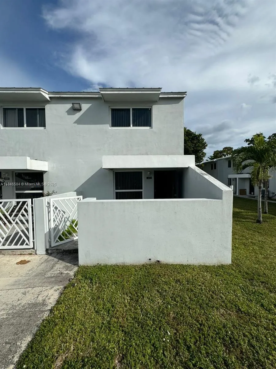 483 Nw 19th St 362, Miami, Florida 33136, Miami, Florida 33136, 2 Bedrooms Bedrooms, ,1 BathroomBathrooms,Residential,For Sale,483 Nw 19th St 362, Miami, Florida 33136,A11846584