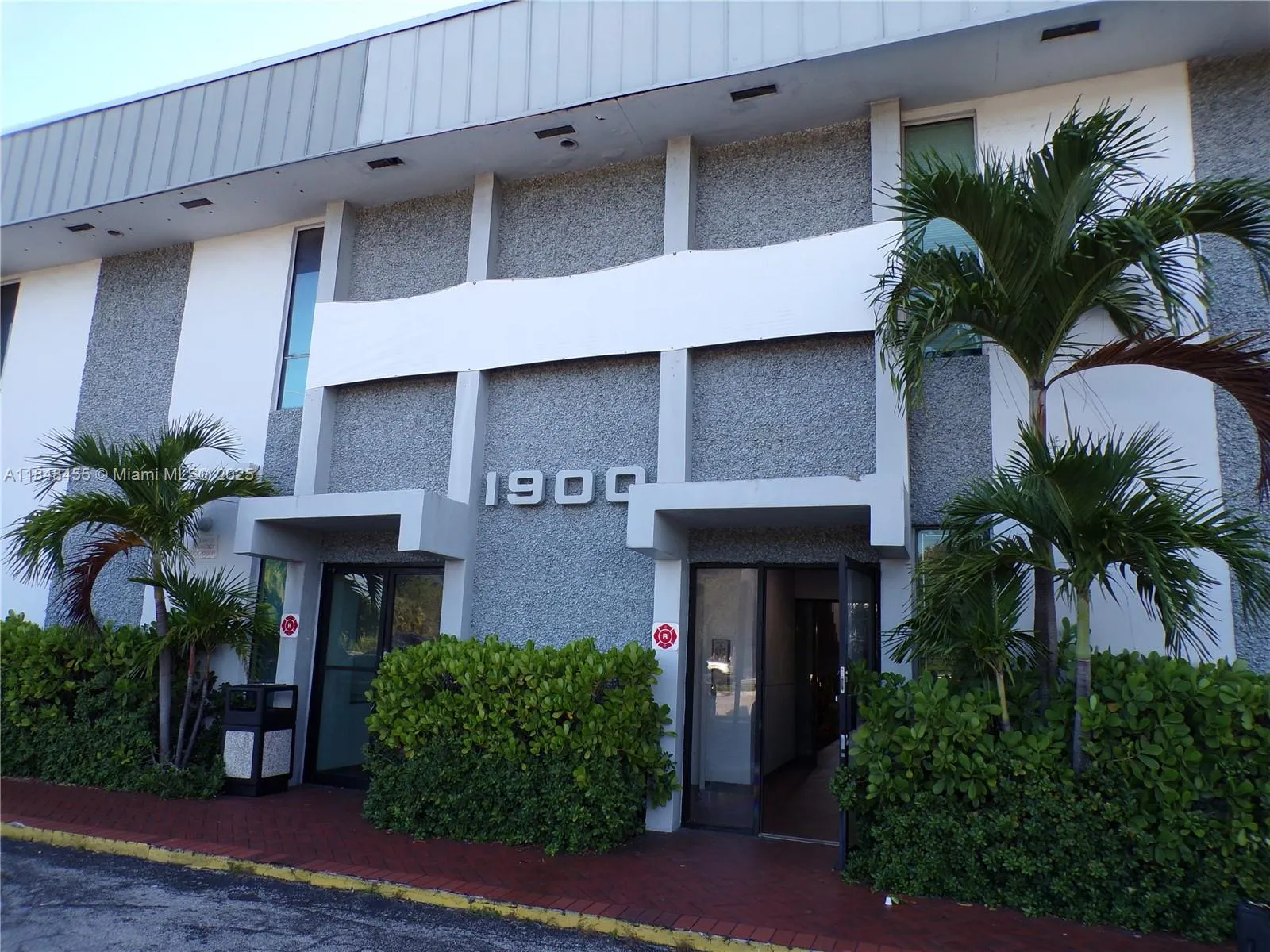 1900 N University Dr 103, Pembroke Pines, Florida, Pembroke Pines, Florida 33024, ,Commercial Lease,For Rent,1900 N University Dr 103, Pembroke Pines, Florida ,A11848455