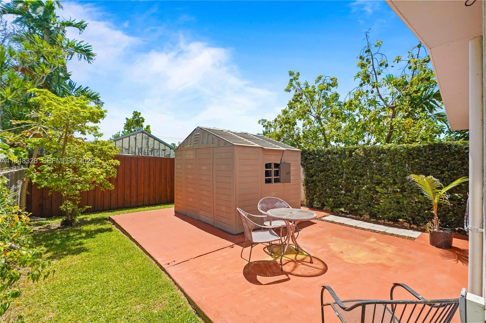 6525 Sw 32nd St, Miami, Florida 33155, Miami, Florida 33155, 3 Bedrooms Bedrooms, ,2 BathroomsBathrooms,Residential,For Sale,6525 Sw 32nd St, Miami, Florida 33155,A11848328