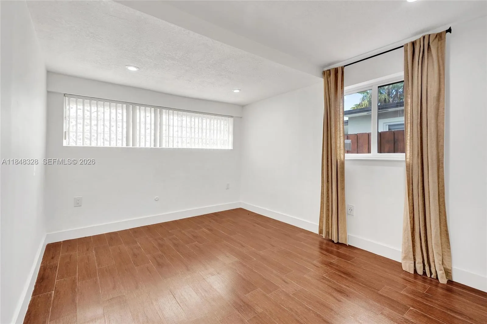 6525 Sw 32nd St, Miami, Florida 33155, Miami, Florida 33155, 3 Bedrooms Bedrooms, ,2 BathroomsBathrooms,Residential,For Sale,6525 Sw 32nd St, Miami, Florida 33155,A11848328