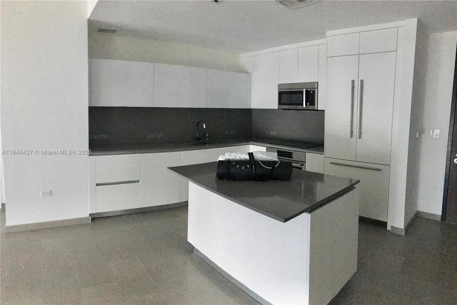 88 Sw 7th St 2305, Miami, Florida 33130, Miami, Florida 33130, 2 Bedrooms Bedrooms, ,2 BathroomsBathrooms,Residential,For Sale,88 Sw 7th St 2305, Miami, Florida 33130,A11845427 88 Sw 7th St 2305, Miami, Florida 33130, Miami, Florida 33130, 2 Bedrooms Bedrooms, ,2 BathroomsBathrooms,Residential,For Sale,88 Sw 7th St 2305, Miami, Florida 33130,A11845427
