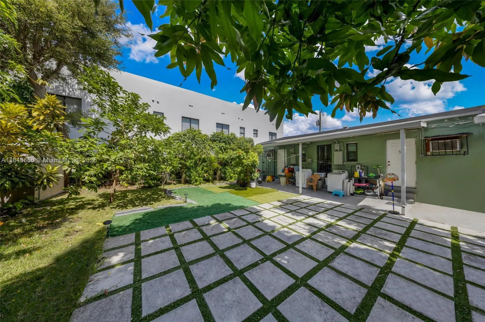 1858 Sw 5th St, Miami, Florida 33135, Miami, Florida 33135, ,Residential Income,For Sale,1858 Sw 5th St, Miami, Florida 33135,A11848656