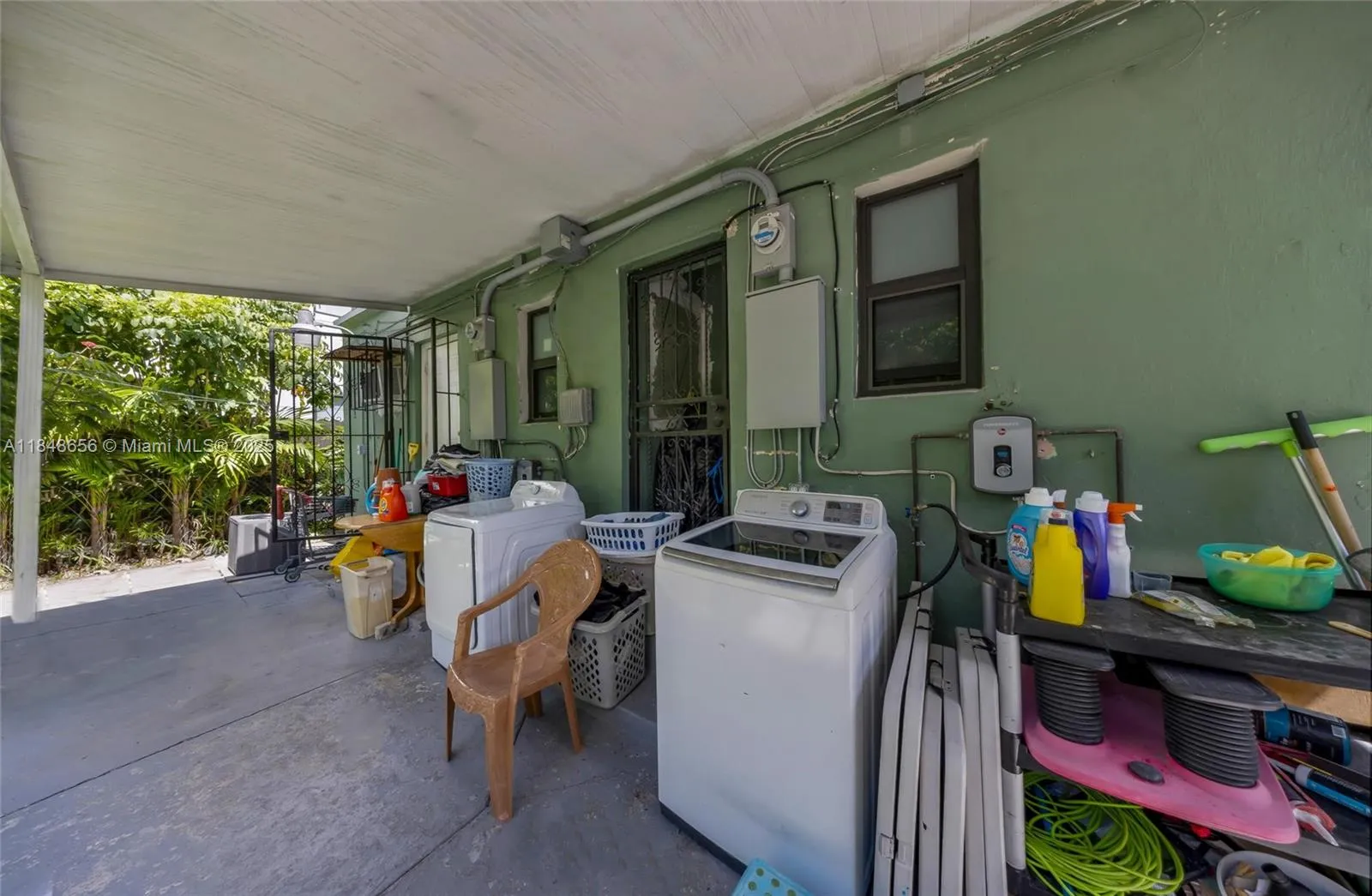 1858 Sw 5th St, Miami, Florida 33135, Miami, Florida 33135, ,Residential Income,For Sale,1858 Sw 5th St, Miami, Florida 33135,A11848656