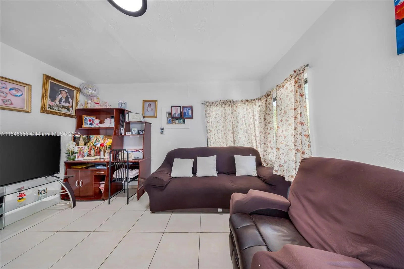 1858 Sw 5th St, Miami, Florida 33135, Miami, Florida 33135, ,Residential Income,For Sale,1858 Sw 5th St, Miami, Florida 33135,A11848656
