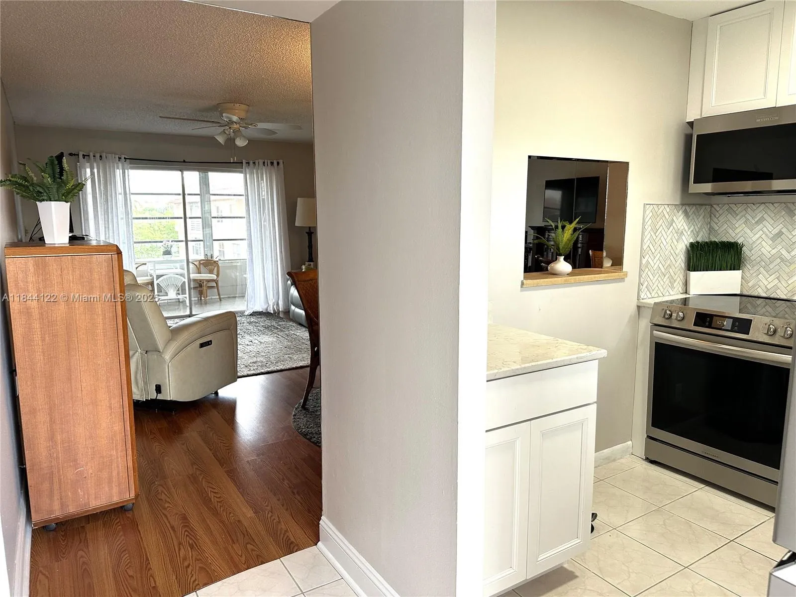 9400 Sunrise Lakes Blvd 305, Sunrise, Florida 3332, Sunrise, Florida 33322, 1 Bedroom Bedrooms, ,1 BathroomBathrooms,Residential,For Sale,9400 Sunrise Lakes Blvd 305, Sunrise, Florida 3332,A11844122