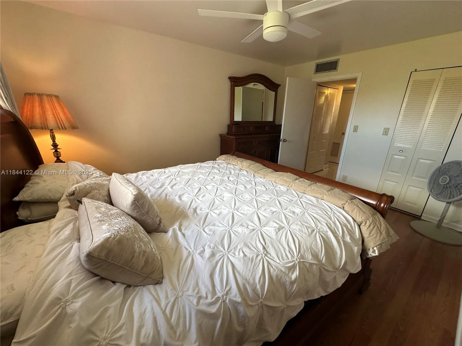 9400 Sunrise Lakes Blvd 305, Sunrise, Florida 3332, Sunrise, Florida 33322, 1 Bedroom Bedrooms, ,1 BathroomBathrooms,Residential,For Sale,9400 Sunrise Lakes Blvd 305, Sunrise, Florida 3332,A11844122