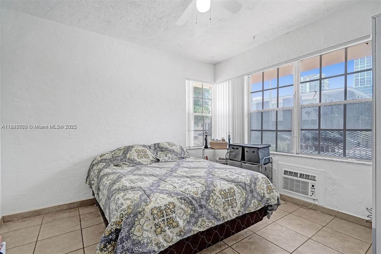 6860 Abbott Ave 4, Miami Beach, Florida 33141, Miami Beach, Florida 33141, 1 Bedroom Bedrooms, ,1 BathroomBathrooms,Residential Lease,For Rent,6860 Abbott Ave 4, Miami Beach, Florida 33141,A11848769