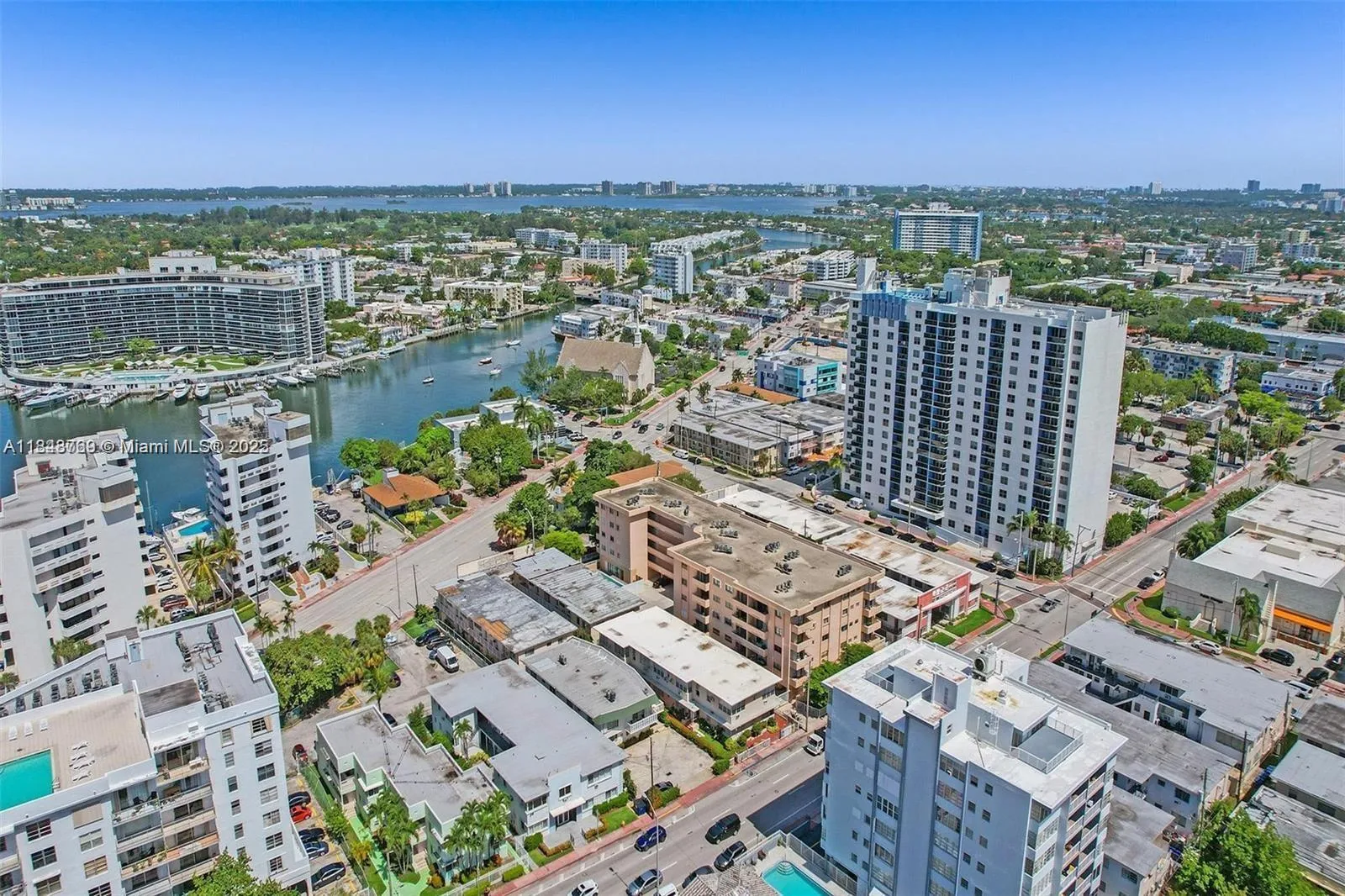 6860 Abbott Ave 4, Miami Beach, Florida 33141, Miami Beach, Florida 33141, 1 Bedroom Bedrooms, ,1 BathroomBathrooms,Residential Lease,For Rent,6860 Abbott Ave 4, Miami Beach, Florida 33141,A11848769