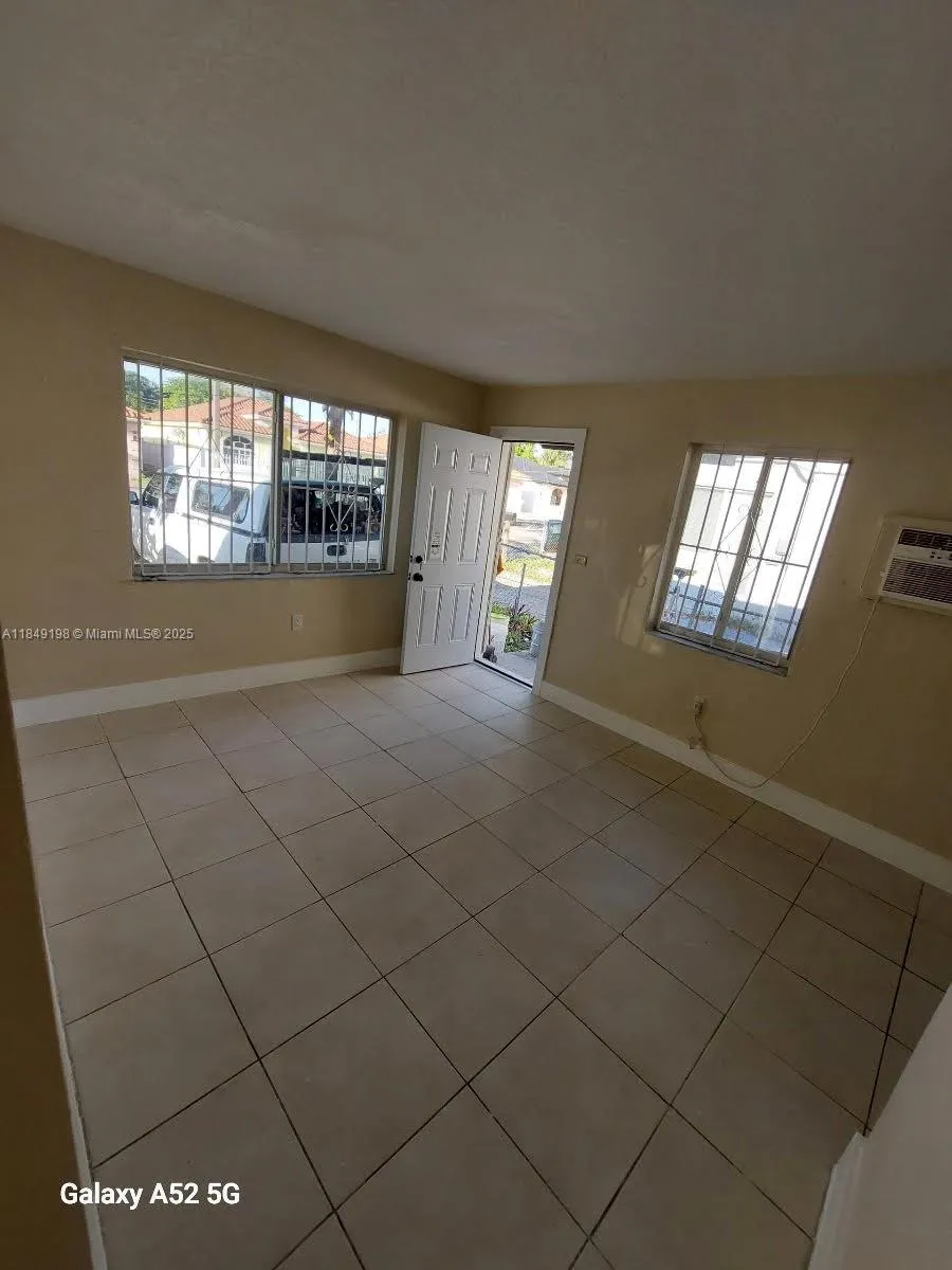 1574 Nw 58th St, Miami, Florida 33142, Miami, Florida 33142, ,Residential Income,For Sale,1574 Nw 58th St, Miami, Florida 33142,A11849198
