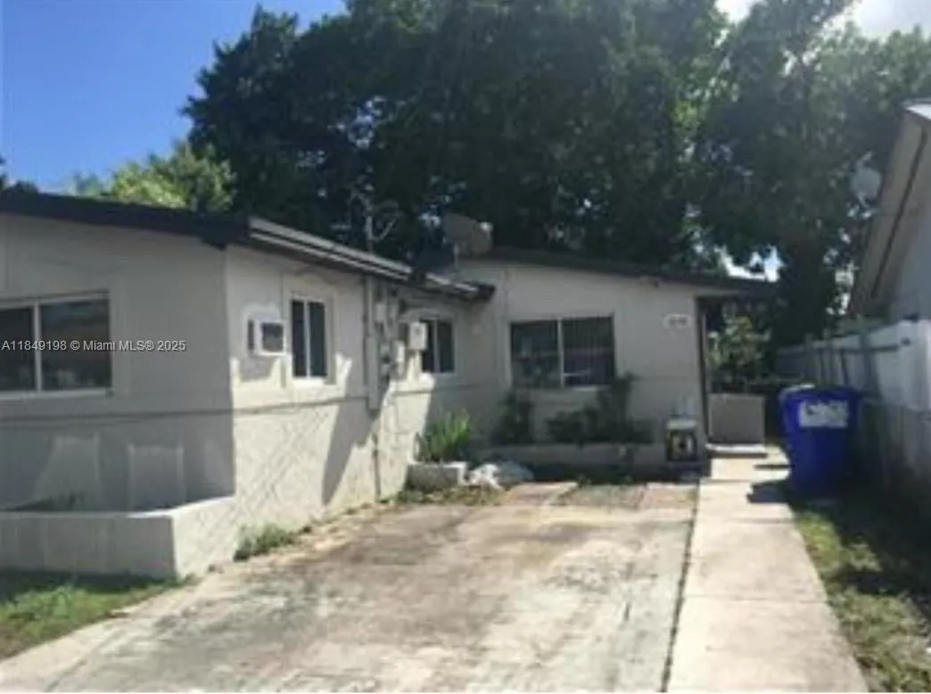 1574 Nw 58th St, Miami, Florida 33142, Miami, Florida 33142, ,Residential Income,For Sale,1574 Nw 58th St, Miami, Florida 33142,A11849198