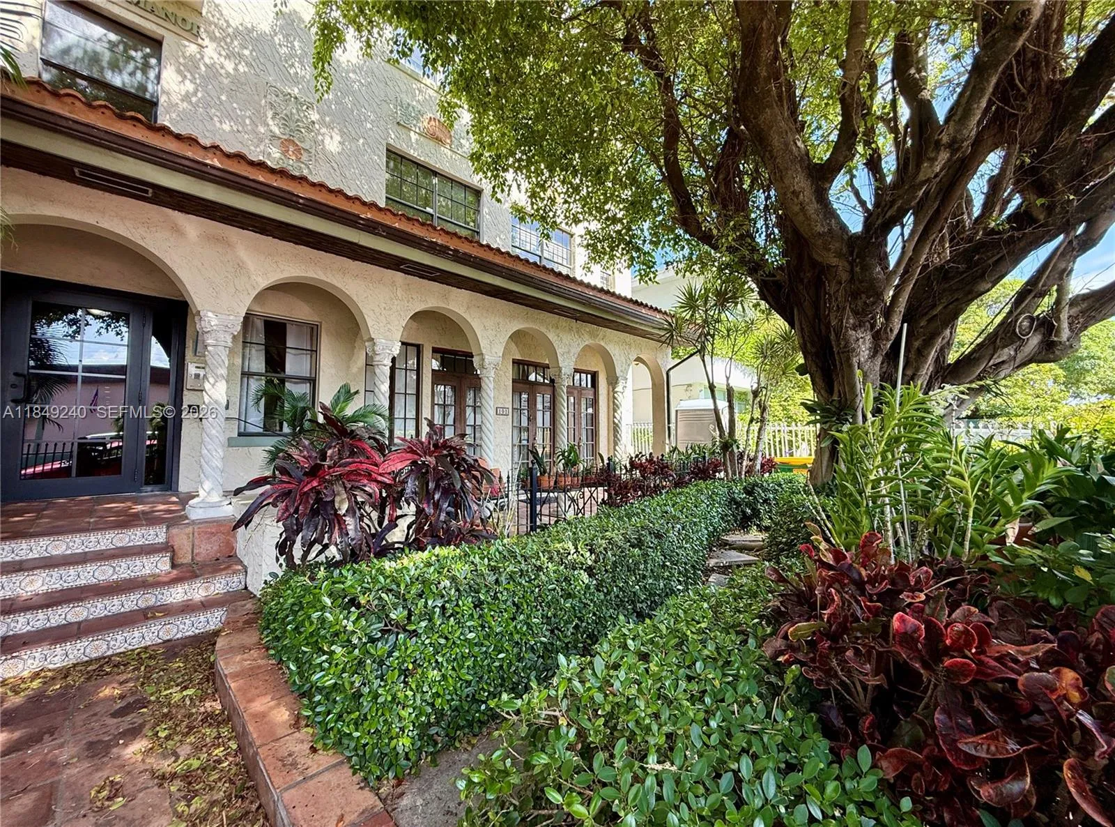 934 Michigan Ave 304, Miami Beach, Florida 33139, Miami Beach, Florida 33139, 1 Bedroom Bedrooms, ,1 BathroomBathrooms,Residential,For Sale,934 Michigan Ave 304, Miami Beach, Florida 33139,A11849240