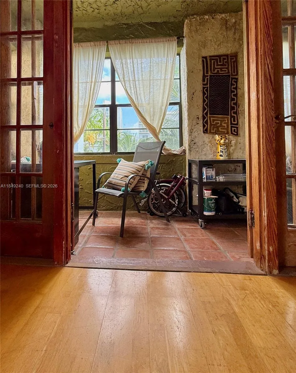 934 Michigan Ave 304, Miami Beach, Florida 33139, Miami Beach, Florida 33139, 1 Bedroom Bedrooms, ,1 BathroomBathrooms,Residential,For Sale,934 Michigan Ave 304, Miami Beach, Florida 33139,A11849240