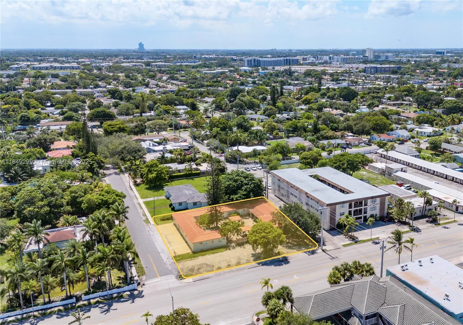 380 S Federal Hwy, Dania Beach, Florida 33004, Dania Beach, Florida 33004, ,Commercial Sale,For Sale,380 S Federal Hwy, Dania Beach, Florida 33004,A11849299