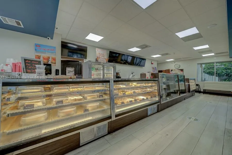 Bakery For Sale On Dixie Hwy, Miami, Florida 33157, Miami, Florida 33157, ,Business Opportunity,For Sale,Bakery For Sale On Dixie Hwy, Miami, Florida 33157,A11848463