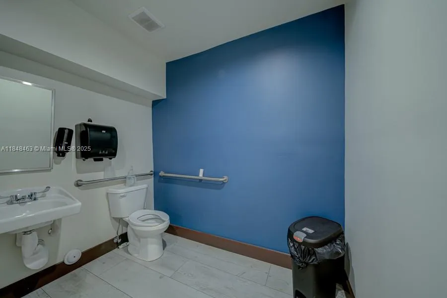 Bakery For Sale On Dixie Hwy, Miami, Florida 33157, Miami, Florida 33157, ,Business Opportunity,For Sale,Bakery For Sale On Dixie Hwy, Miami, Florida 33157,A11848463