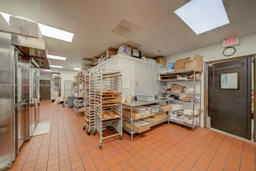 Bakery For Sale On Dixie Hwy, Miami, Florida 33157, Miami, Florida 33157, ,Business Opportunity,For Sale,Bakery For Sale On Dixie Hwy, Miami, Florida 33157,A11848463