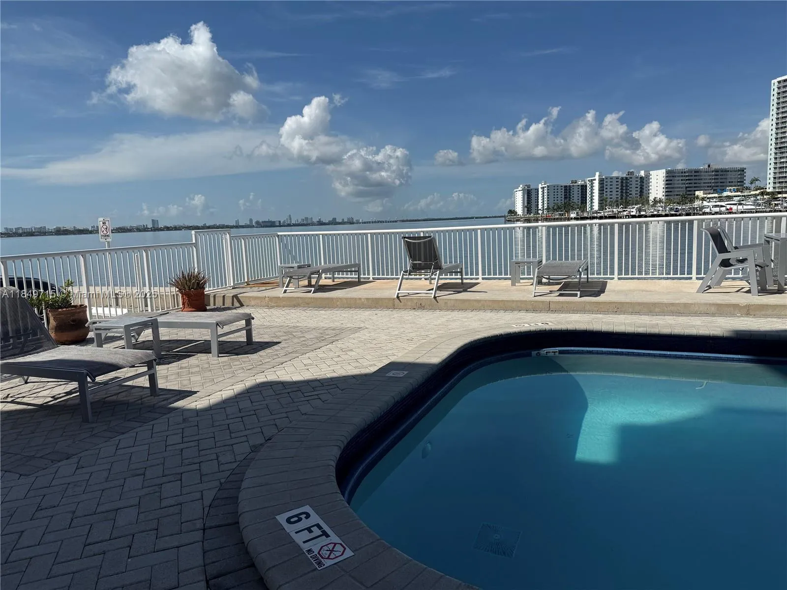2016 Bay Dr 202, Miami Beach, Florida 33141, Miami Beach, Florida 33141, 1 Bedroom Bedrooms, ,1 BathroomBathrooms,Residential,For Sale,2016 Bay Dr 202, Miami Beach, Florida 33141,A11849715