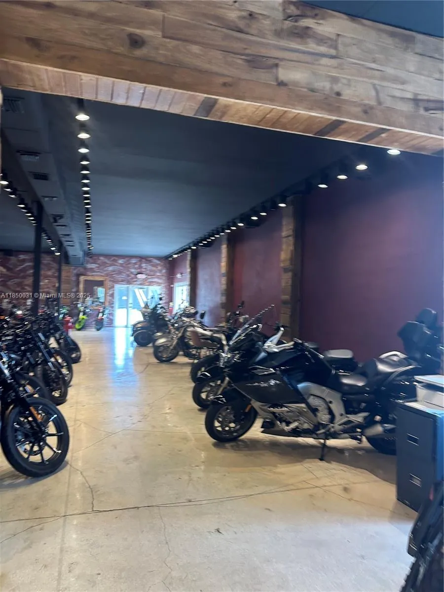 9411 Nw 22nd Ave, Miami, Florida 33147, Miami, Florida 33147, ,Commercial Lease,For Rent,9411 Nw 22nd Ave, Miami, Florida 33147,A11850031