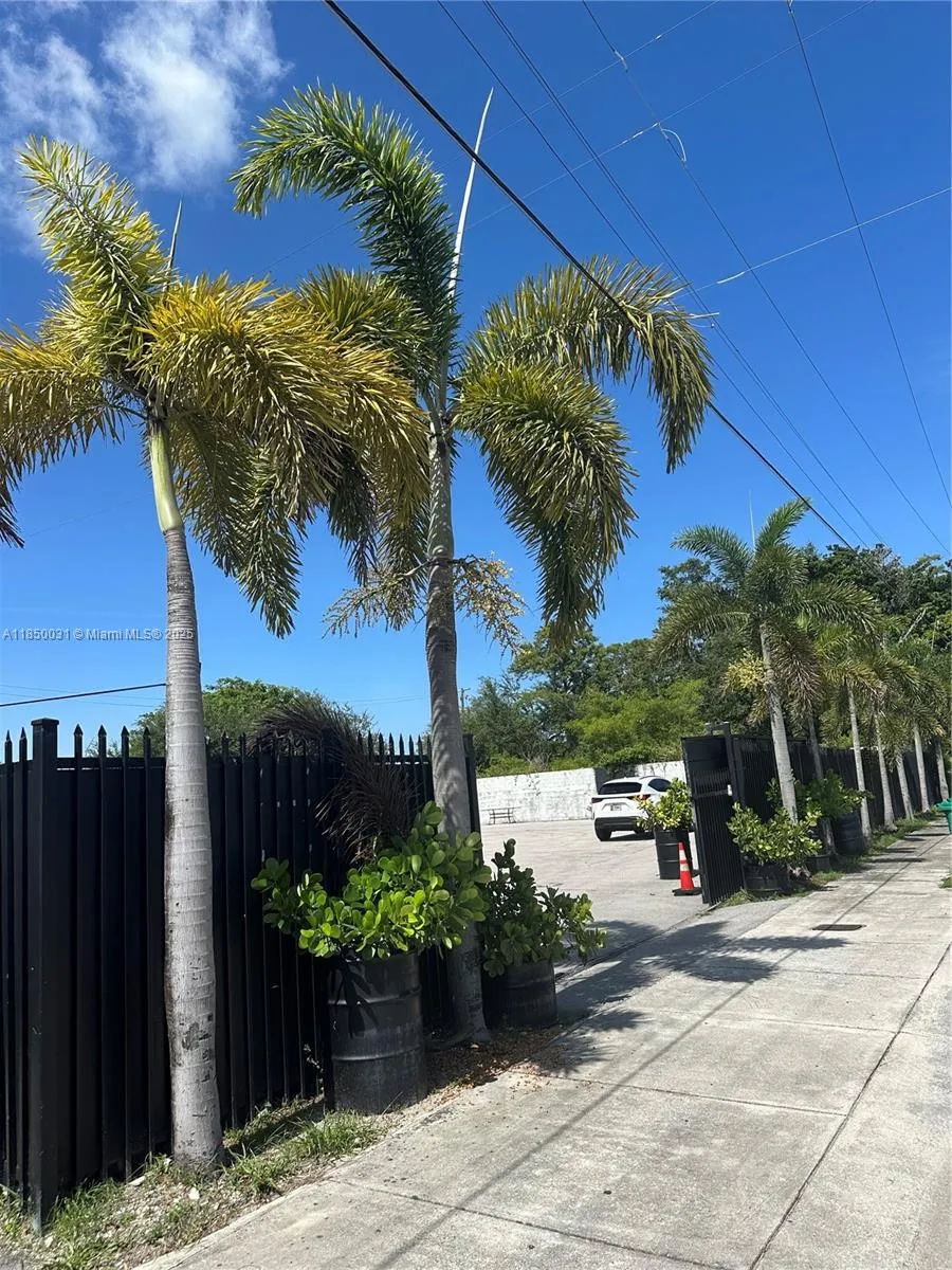 9411 Nw 22nd Ave, Miami, Florida 33147, Miami, Florida 33147, ,Commercial Lease,For Rent,9411 Nw 22nd Ave, Miami, Florida 33147,A11850031