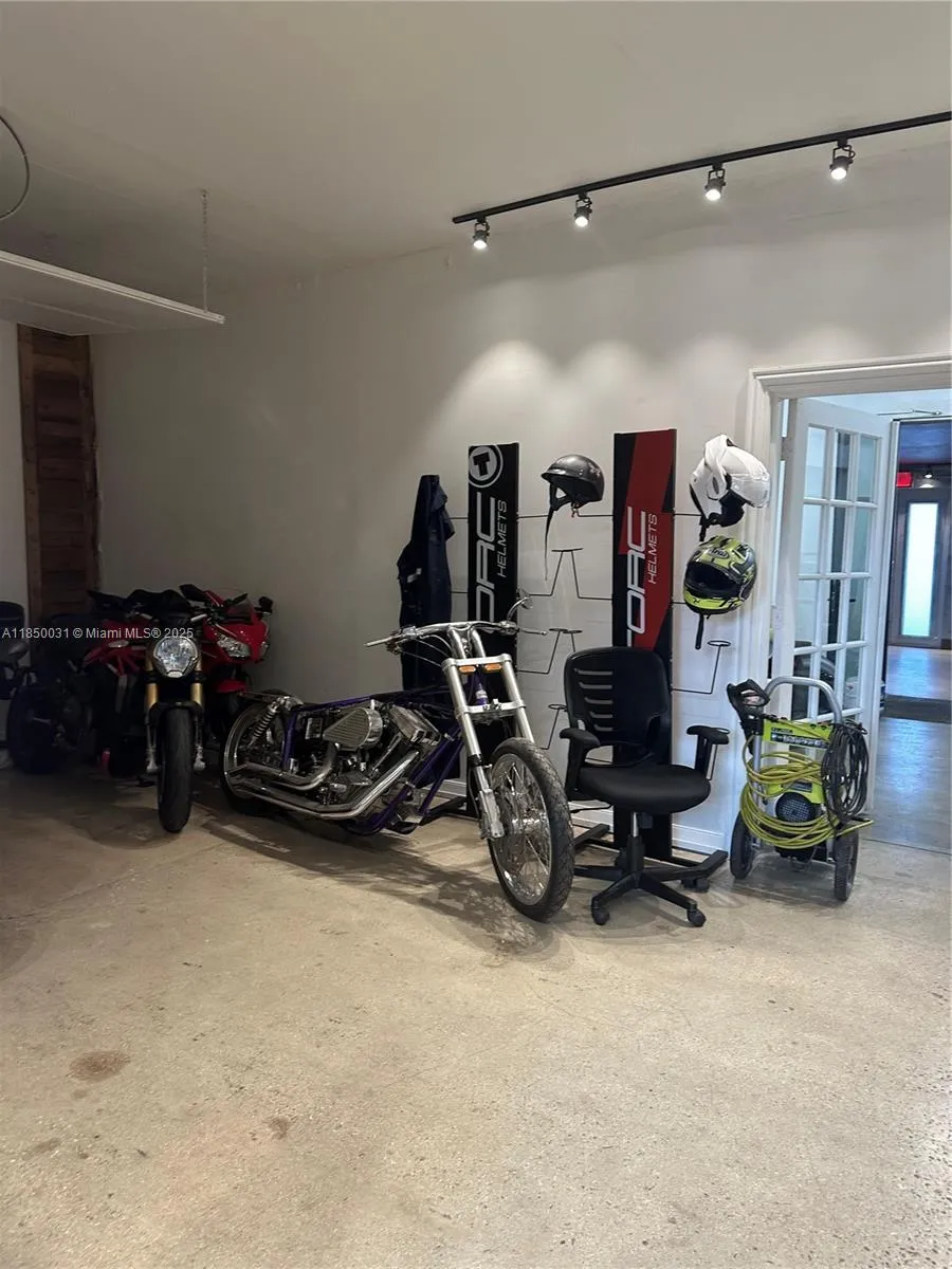 9411 Nw 22nd Ave, Miami, Florida 33147, Miami, Florida 33147, ,Commercial Lease,For Rent,9411 Nw 22nd Ave, Miami, Florida 33147,A11850031