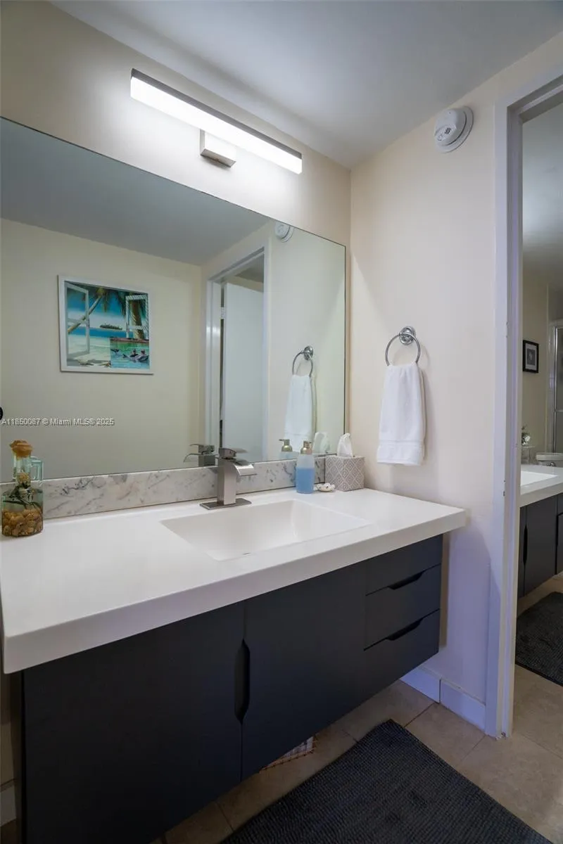 500 Three Islands Blvd 1008, Hallandale Beach, Flo, Hallandale Beach, Florida 33009, 2 Bedrooms Bedrooms, ,2 BathroomsBathrooms,Residential,For Sale,500 Three Islands Blvd 1008, Hallandale Beach, Flo,A11850087