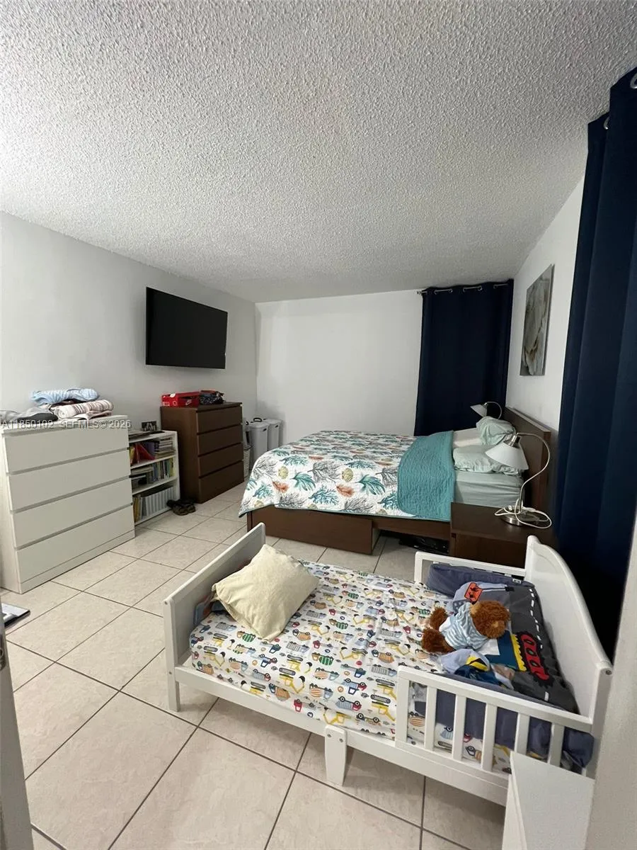 9682 Fontainebleau Blvd 401, Miami, Florida 33172, Miami, Florida 33172, 1 Bedroom Bedrooms, ,1 BathroomBathrooms,Residential,For Sale,9682 Fontainebleau Blvd 401, Miami, Florida 33172,A11850102