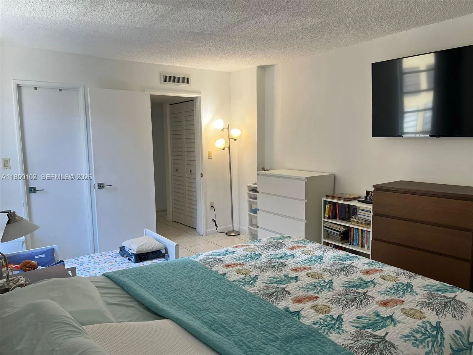 9682 Fontainebleau Blvd 401, Miami, Florida 33172, Miami, Florida 33172, 1 Bedroom Bedrooms, ,1 BathroomBathrooms,Residential,For Sale,9682 Fontainebleau Blvd 401, Miami, Florida 33172,A11850102
