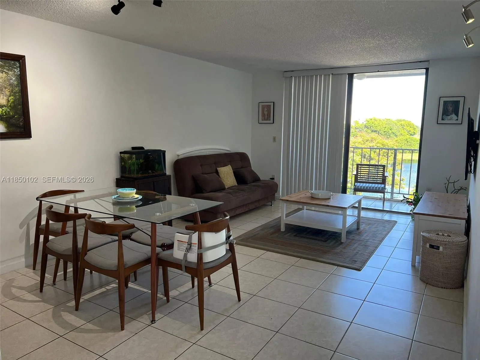 9682 Fontainebleau Blvd 401, Miami, Florida 33172, Miami, Florida 33172, 1 Bedroom Bedrooms, ,1 BathroomBathrooms,Residential,For Sale,9682 Fontainebleau Blvd 401, Miami, Florida 33172,A11850102