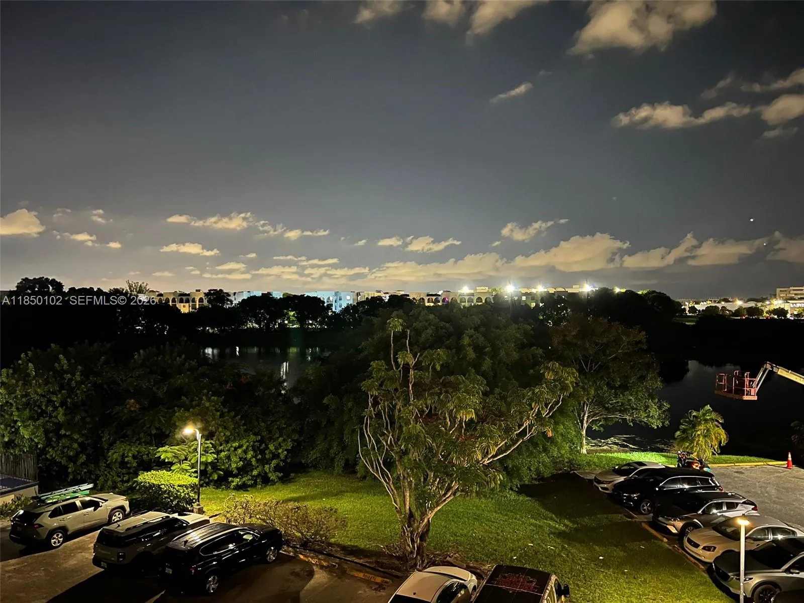 9682 Fontainebleau Blvd 401, Miami, Florida 33172, Miami, Florida 33172, 1 Bedroom Bedrooms, ,1 BathroomBathrooms,Residential,For Sale,9682 Fontainebleau Blvd 401, Miami, Florida 33172,A11850102