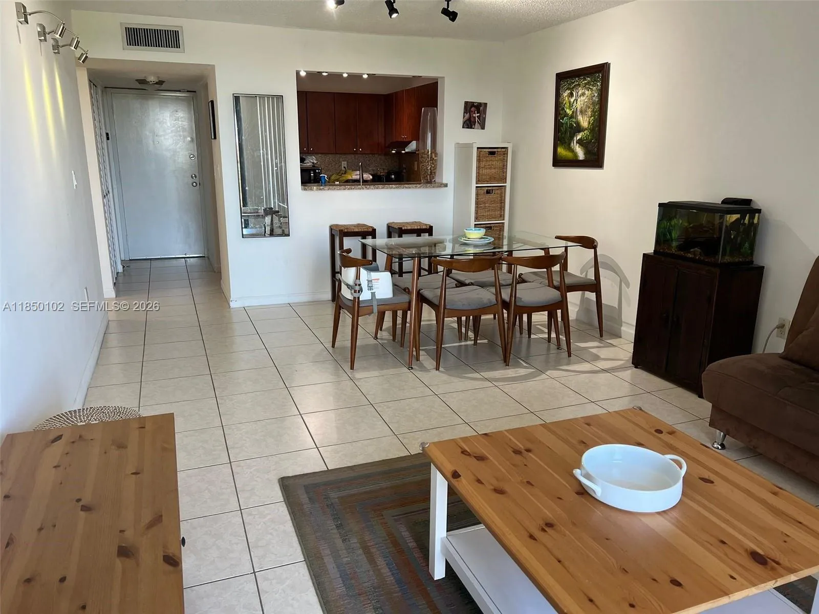 9682 Fontainebleau Blvd 401, Miami, Florida 33172, Miami, Florida 33172, 1 Bedroom Bedrooms, ,1 BathroomBathrooms,Residential,For Sale,9682 Fontainebleau Blvd 401, Miami, Florida 33172,A11850102