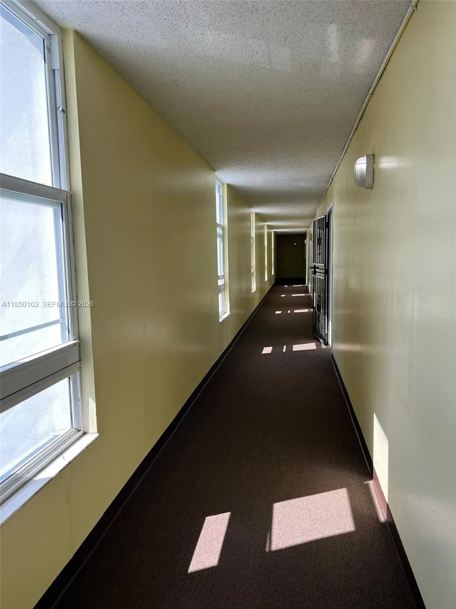 9682 Fontainebleau Blvd 401, Miami, Florida 33172, Miami, Florida 33172, 1 Bedroom Bedrooms, ,1 BathroomBathrooms,Residential,For Sale,9682 Fontainebleau Blvd 401, Miami, Florida 33172,A11850102