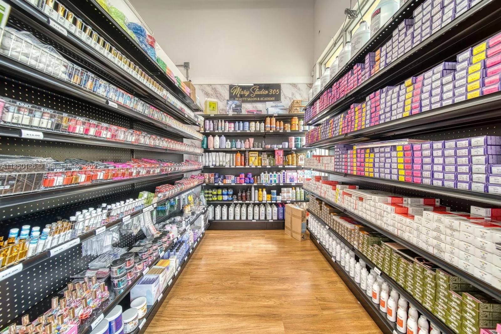 Full Service Salon Suite For Sale In Hialeah Garde, Hialeah, Florida 33016, ,Business Opportunity,For Sale,Full Service Salon Suite For Sale In Hialeah Garde,A11850166